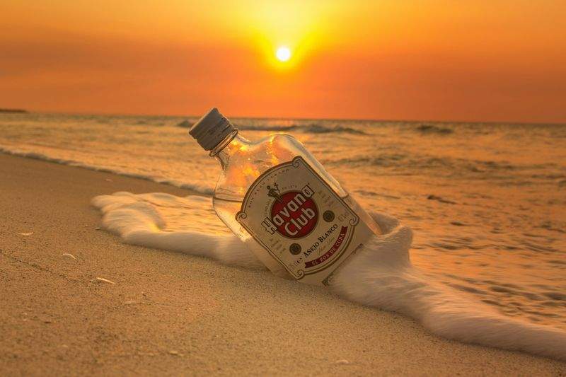 Golden Horizon Sunset Club 1
